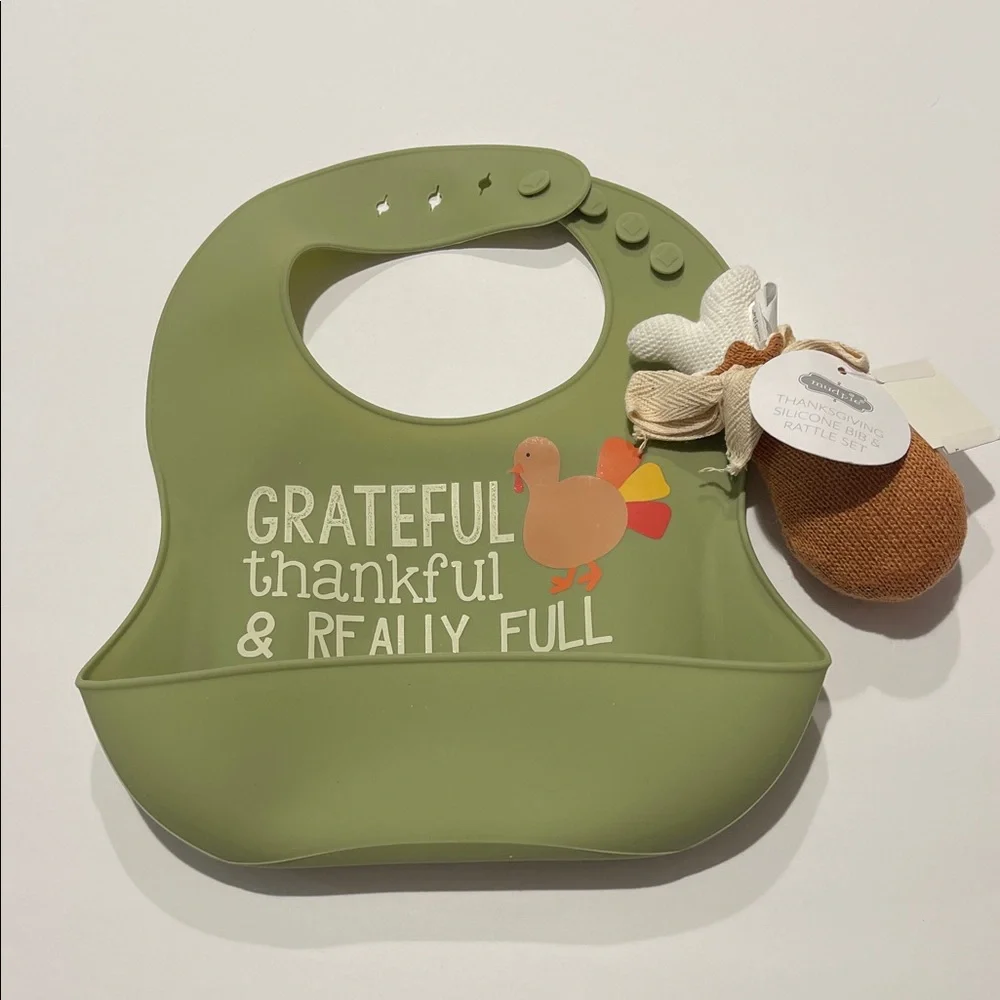 Mudpie NWT boutique bib rattle set thanksgiving baby silicone grateful thankful